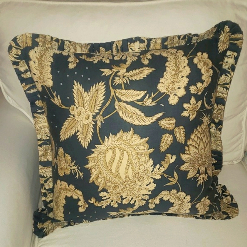 Pottery Barn Floral Print Pillow Cover